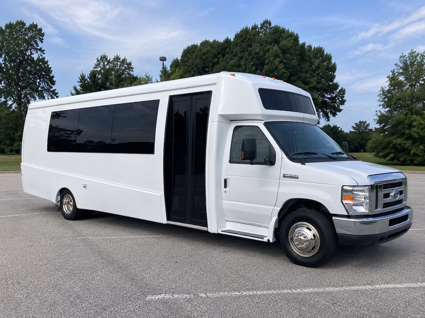 brea 18 passenger party bus
