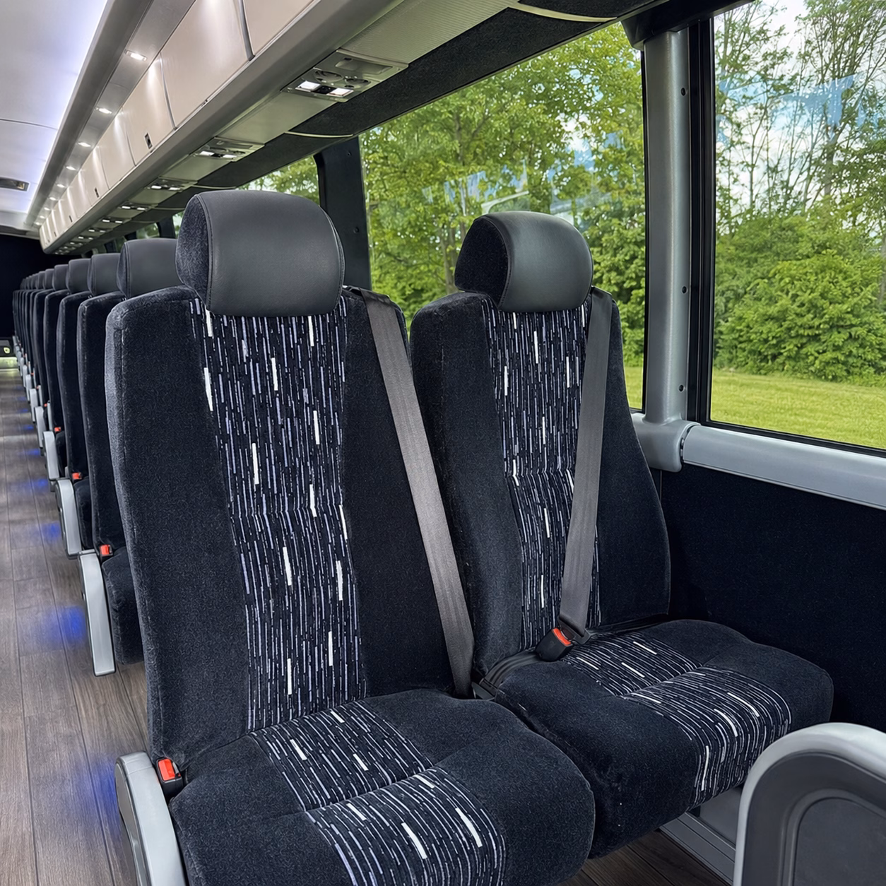 compare long distance buses from brea to phoenix palm springs and beyond