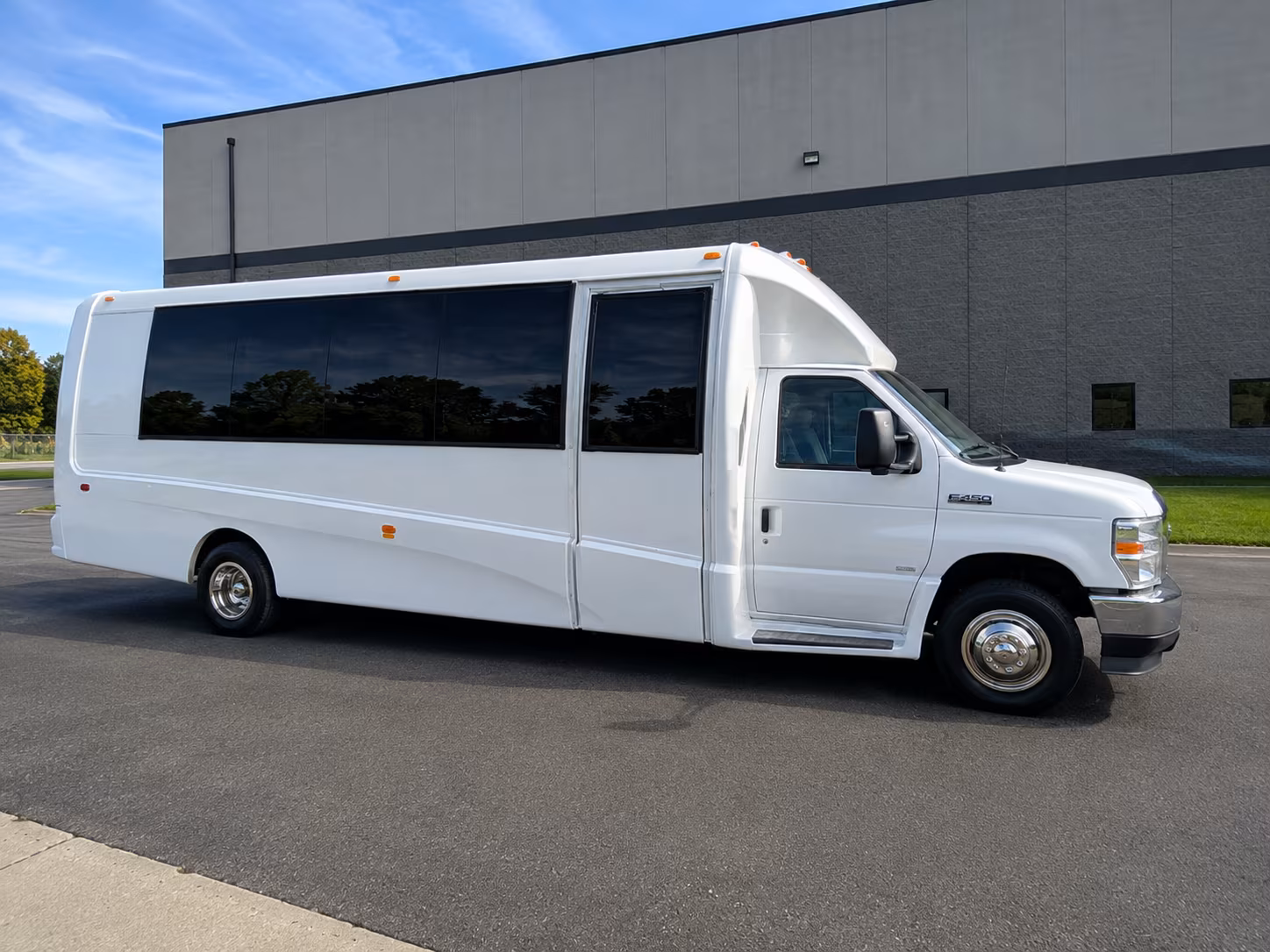 for easy nhra and pomona fairplex transportation compare buses here