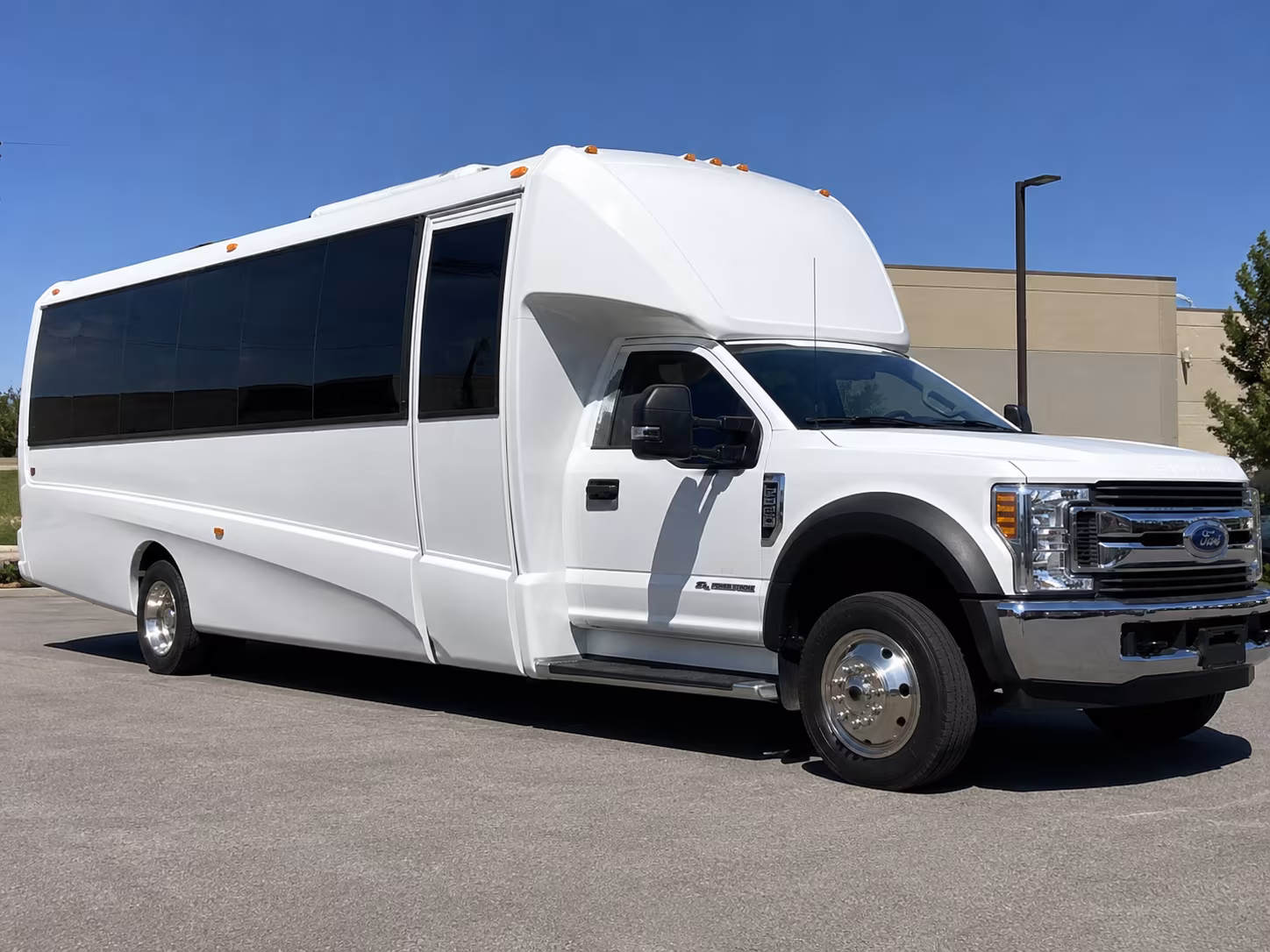 fullerton bus rentals