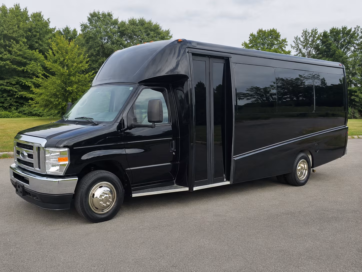 fullerton long distance charter bus rentals for your group