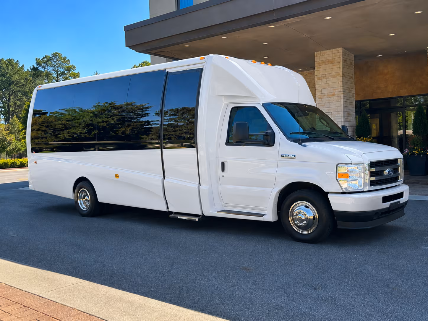 ready to compare buses to honda center for ducks games and concerts