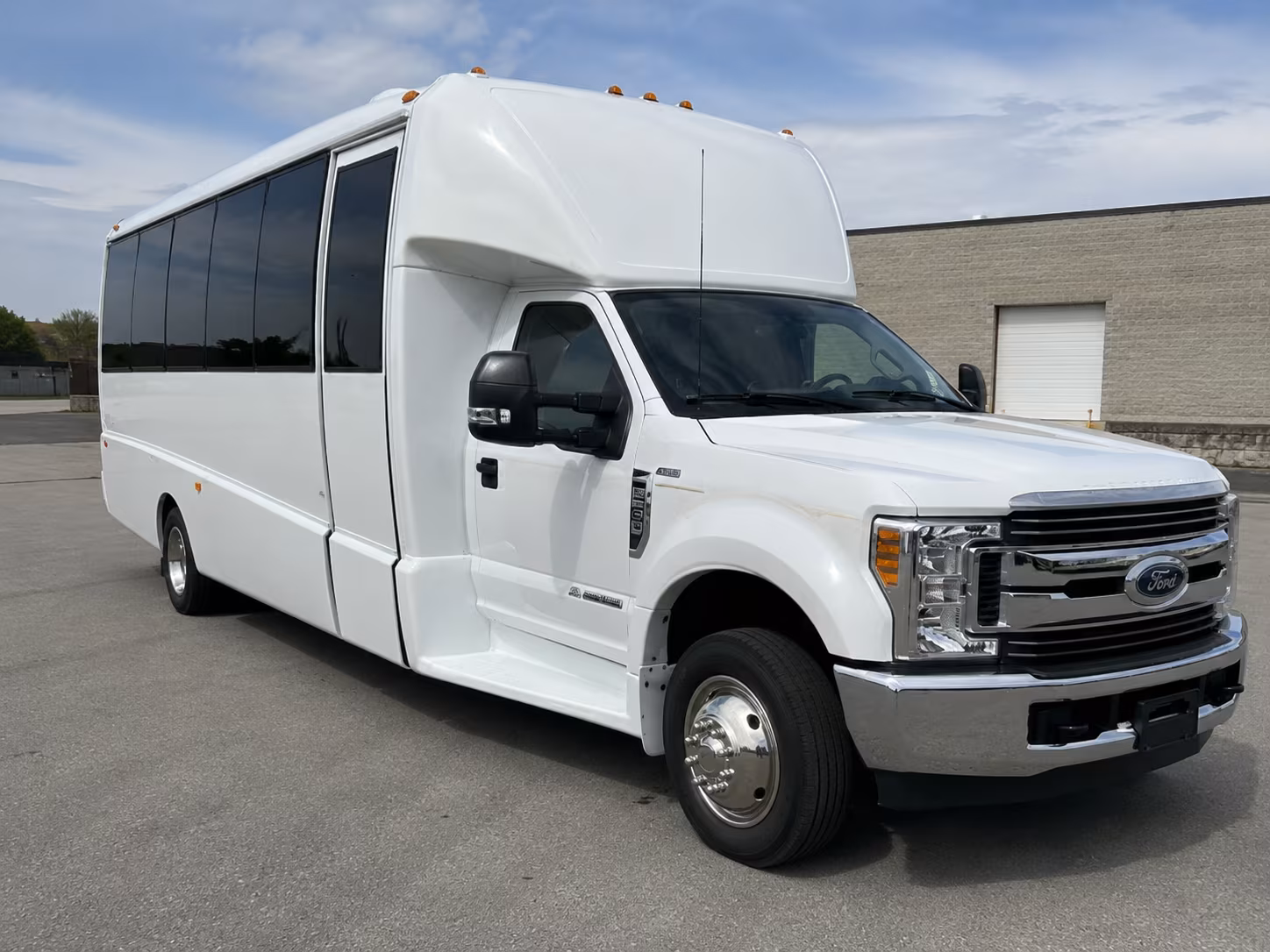 santa ana church religious group charter bus rentals in santa ana